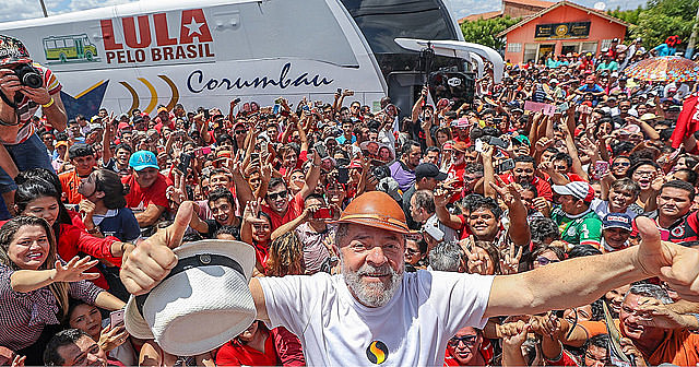 Lula took part in a caravan tour around Northeast Brazil and saw firsthand what the Brazilian people goes through
