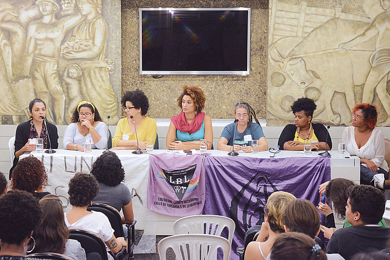 Visibilidade lésbica foi tema de debate público na Câmara de Vereadores no mês passado, mas proposta foi rejeitada pelo Plenário da Casa