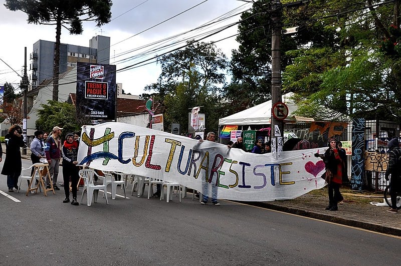 “Apesar do anúncio da manutenção do Minc, não queremos que ele seja um ministério fantasma. Queremos políticas públicas, culturais, e que seja respeitada a nossa democracia”, defende a artista e professora de artes, Rafa Poli.