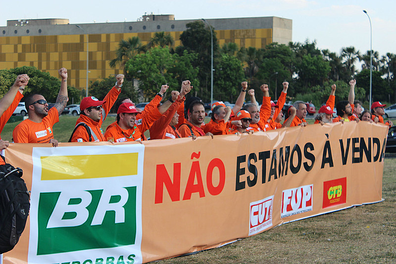 Frente suprapartidária quer unir forças para barrar retrocessos com privatizações