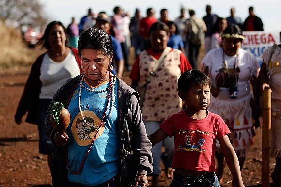Tiroteio deixou ainda dez feridos, inclusive uma criança, segundo relatos de indígenas