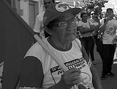 "Maria pediu dinheiro, viu saques, dormiu na rua, e foi aprendendo que o caminho da organização do povo e da luta por direitos era o dela"