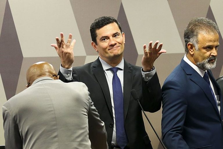 "Moro aliou-se a uma das partes, a acusação, contra a defesa"