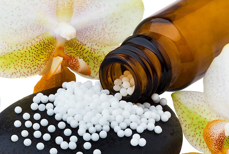 "As pessoas que a utilizam podem efetivamente melhorar. Mas, isso não se deve à homeopatia em si, e sim a outros fatores psicossociais
