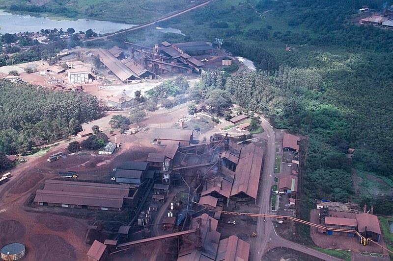 Siderurgia em Piquiá de Baixo,  Acailândia - MA
