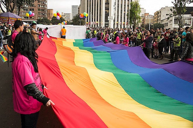 Com decisão, termo "matrimônio" poderá ser usado oficialmente por casais de pessoas do mesmo sexo