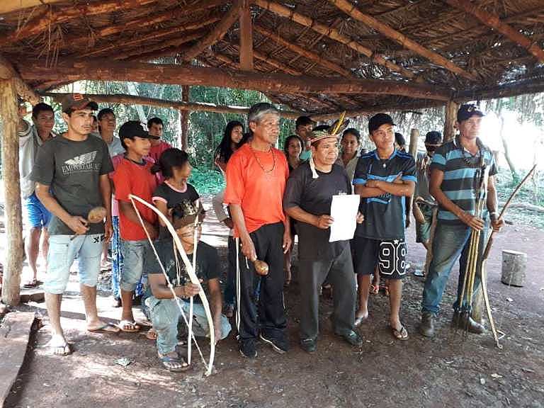 Comunidade ameaçada de despejo em Itaipulândia.
