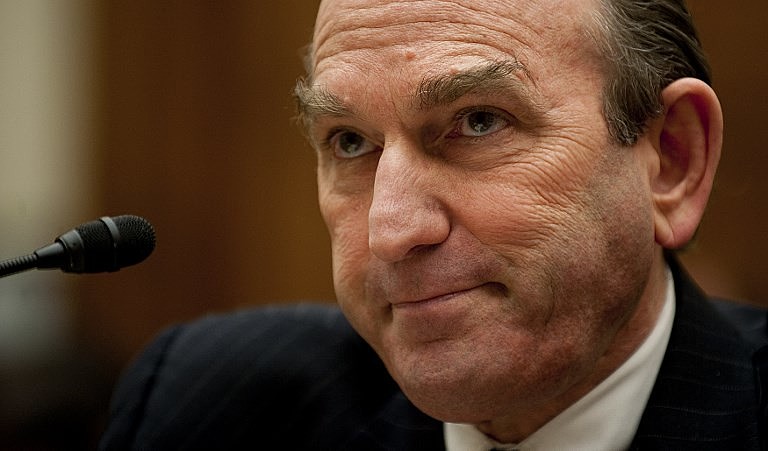 Elliott Abrams tem um longo histórico de participação em ingerências e golpes financiados pelos EUA no Sul Global
