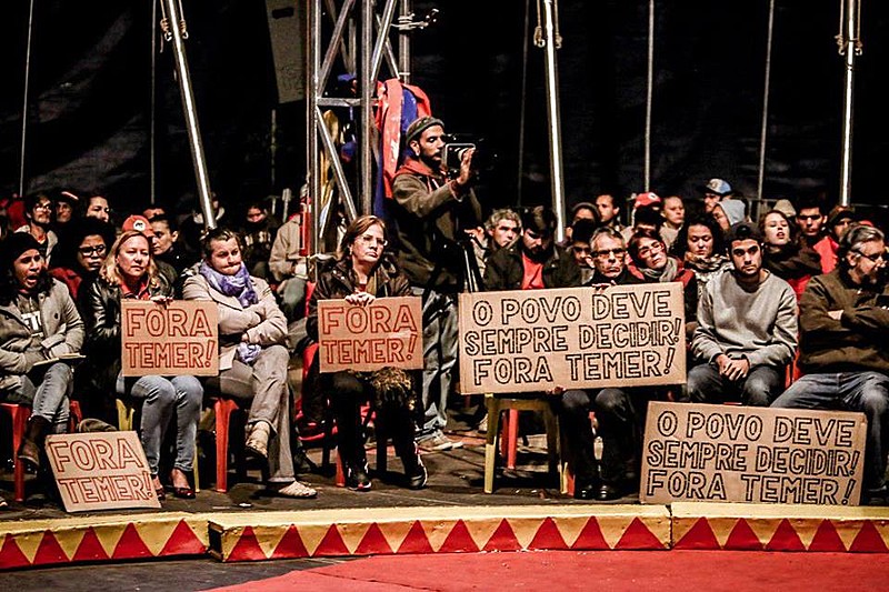 Circo da Democracia dá voz a diversos atores contra o golpe