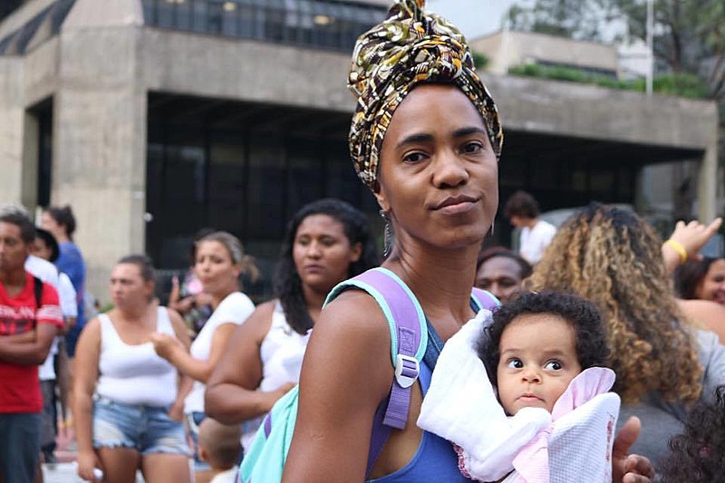 No ato paulistano, participaram de estudantes secundaristas a mulheres mais velhas, além de crianças, que acompanharam suas mães