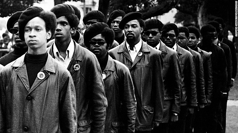 The Black Panthers: Vanguard of the Revolution, documentário de 2015, conta a história do movimento revolucionário estadunidense