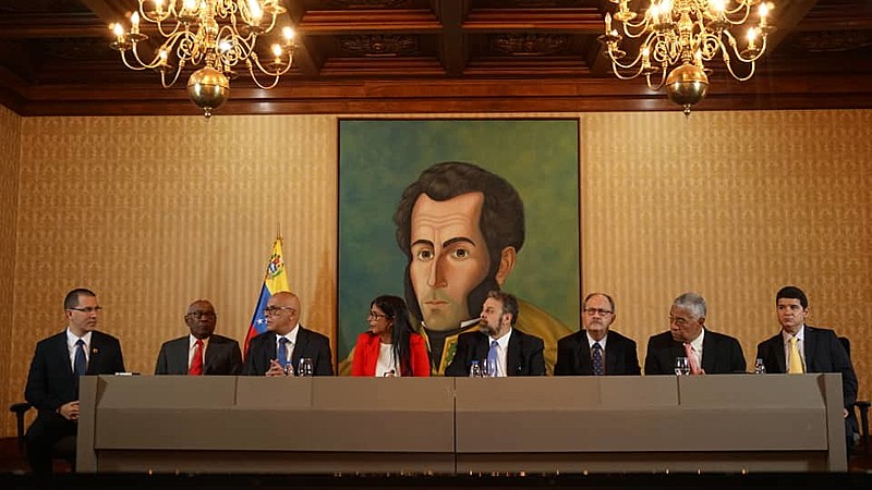 Guaidó criticou opositores de Maduro que firmaram o acordo e anunciou o abandono definitivo dos diálogos mediados pela Noruega
