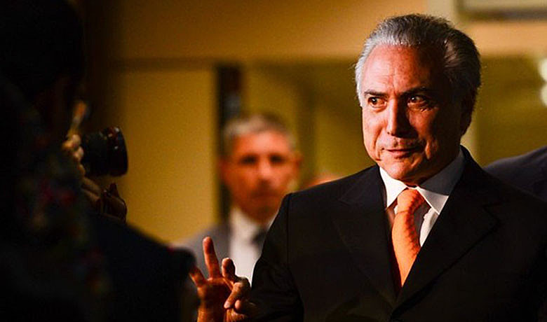 Políticas devem causar a subserviência do país ao estrangeiro, a exclusão social e o desprezo à democracia