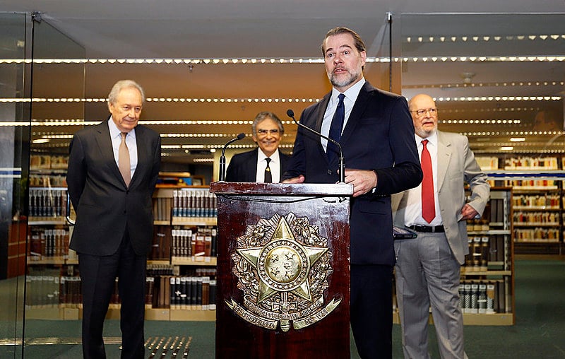 Ministro Dias Toffoli durante lançamento de livro em homenagem ao ex-ministro do STF Carlos Ayres Britto