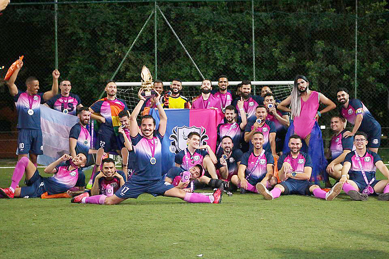 Champions Ligay - Mineiros levam a melhor no 1° campeonato de futebol para times LGBT's