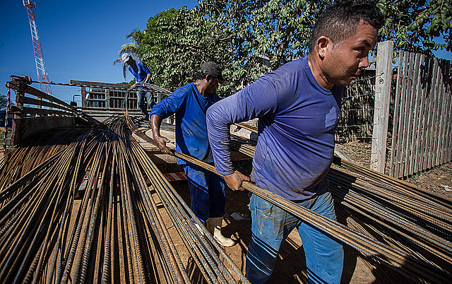 La medida penaliza a los trabajadores más pobres y que comienzan a trabajar más temprano