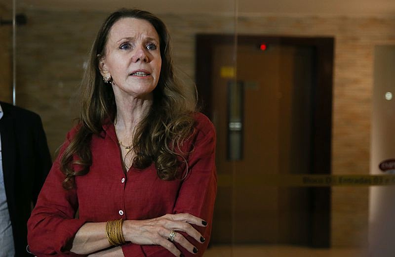 Senadora Vanessa Grazziotin (PCdoB-AM) afirmou que não há para proibição de visitas ao ex-presidente Lula em Curitiba