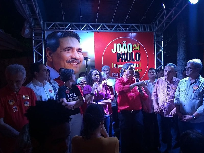 Geraldo Julio e Paulo Camara, adversários nos últimos pleitos, subiram no palanque do ex-petista