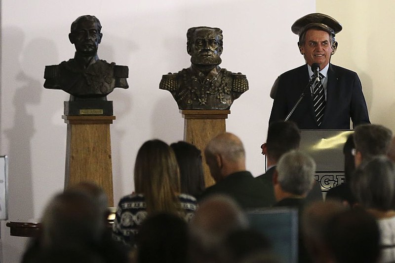 Brasil está se atolando em uma lama profunda desde o golpe na Dilma