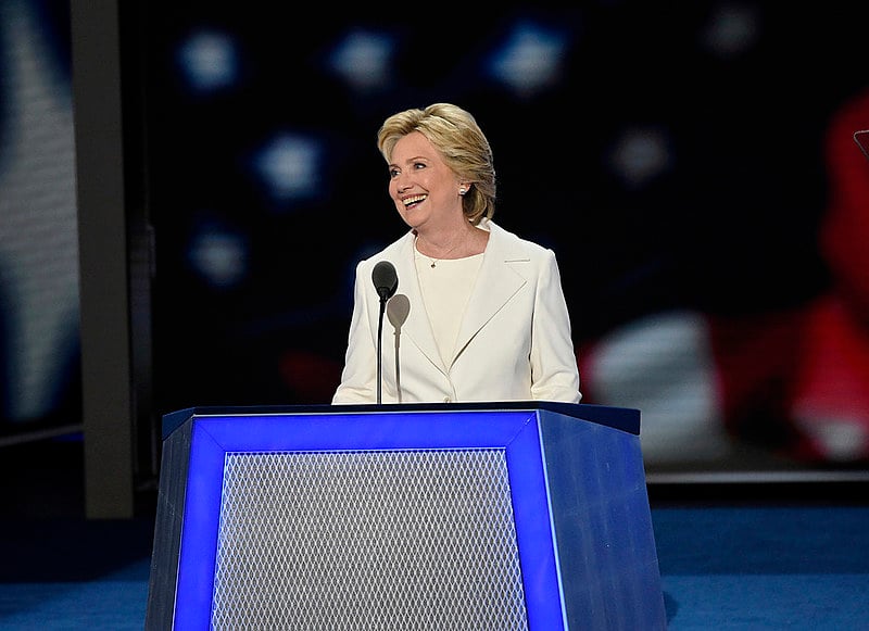 Hillary Clinton durante discurso de encerramento da convenção democrata