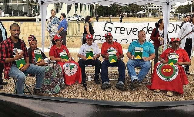 Grevistas de fome realizam ato em Brasília durante o protesto pacífico que durou 26 dias