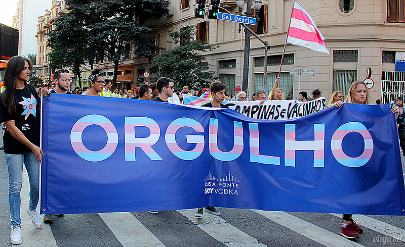 Decisão foi considerada histórica pelo movimento LGBT