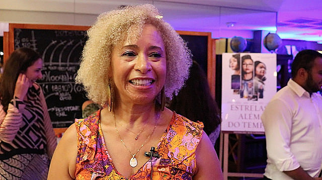 Sonia Guimarães durante el estreno de la película "Talentos ocultos" [Hidden Figures] en Brasil