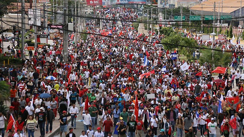 Protesto aconteceu de forma pacífica na capital Tegucigalpa