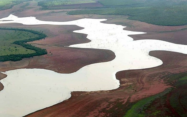 No Brasil, a quantidade de água voltada somente para a agricultura beira os 70% do consumo total