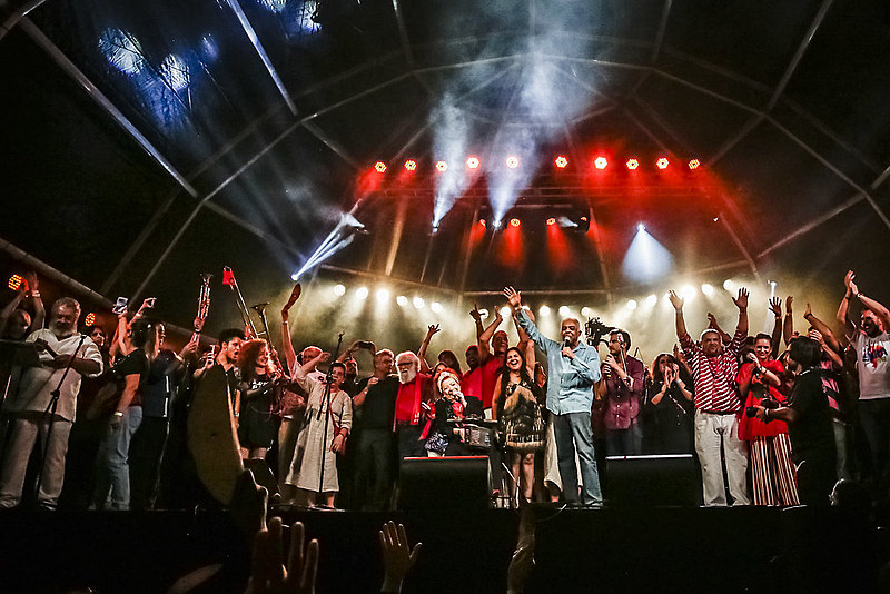 No Rio de Janeiro, em 2018, festival reuniu mais de 80 mil pessoas nos arcos da Lapa