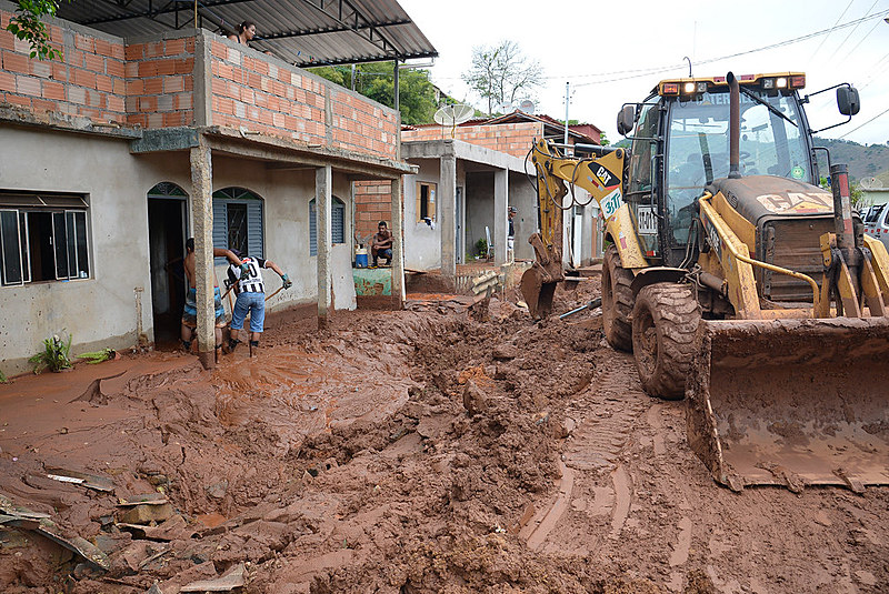 A Prefeitura Municipal permitiu, à época, que a Samarco utilizasse o Parque de Exposições como local de depósito temporário de lama