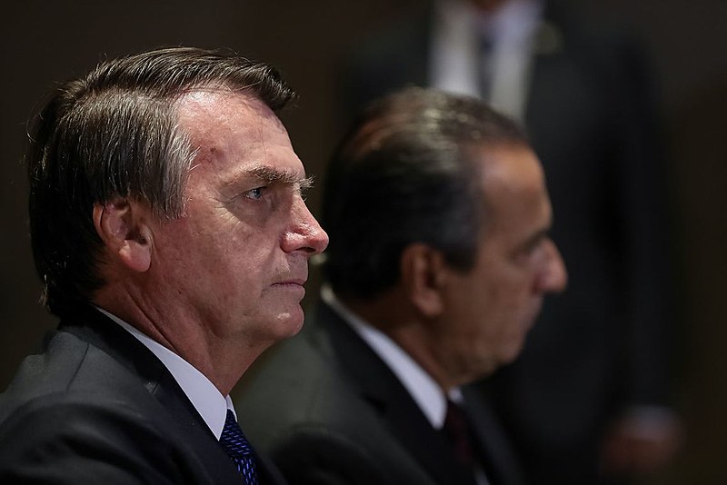 O que o governo quer é dar tudo ao mercado