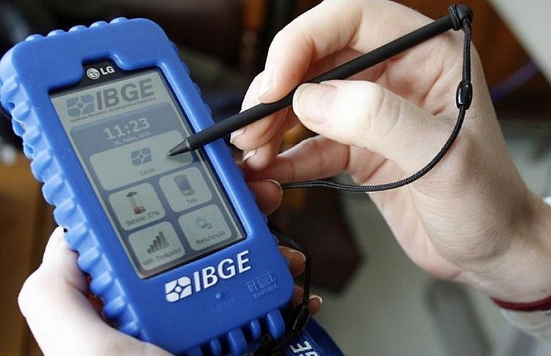 O número de recenseadores também diminuiu: dos 80 mil previstos, foram contratados 26 mil