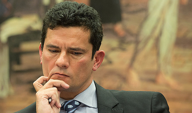 Mesmo com apartamento próprio na cidade onde atua, Sergio Moro é um dos juízes que recebe o auxílio