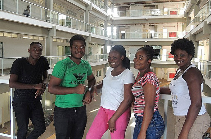 Estudantes haitianos do Campus Laranjeiras do Sul