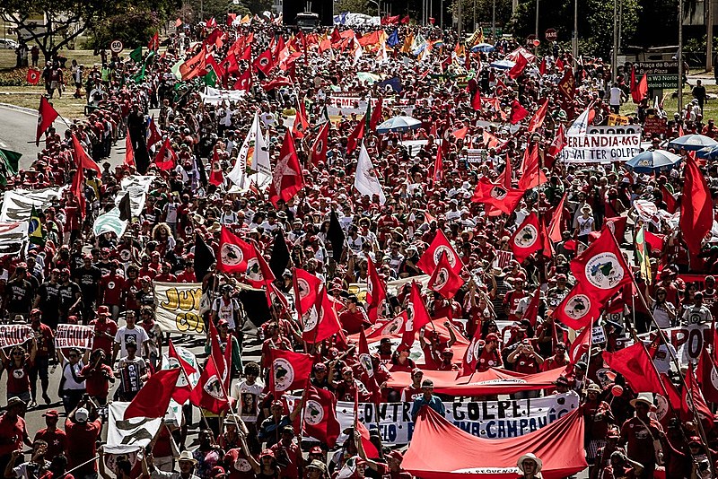 A principal tarefa da esquerda é conseguir juntar todas as resistências ao governo Temer numa força política com unidade de ação.