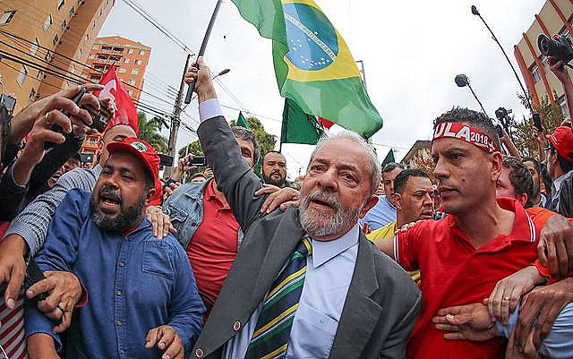 Lula durante el interrogatorio ante el juez Sergio Moro