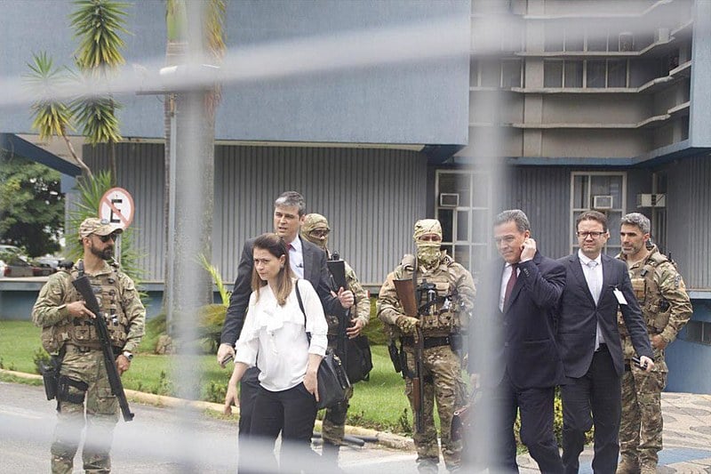 Condução coercitiva de 7 servidores da UFMG, inclusive atual reitor e vice-reitora é um dos destaques desta edição!