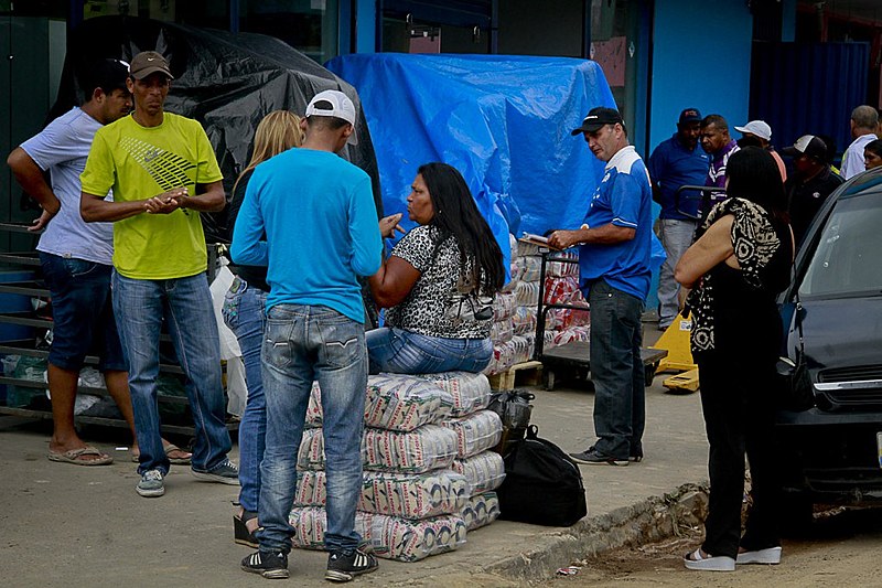 Venezuelanos em centros de acolhida no estado da Roraima