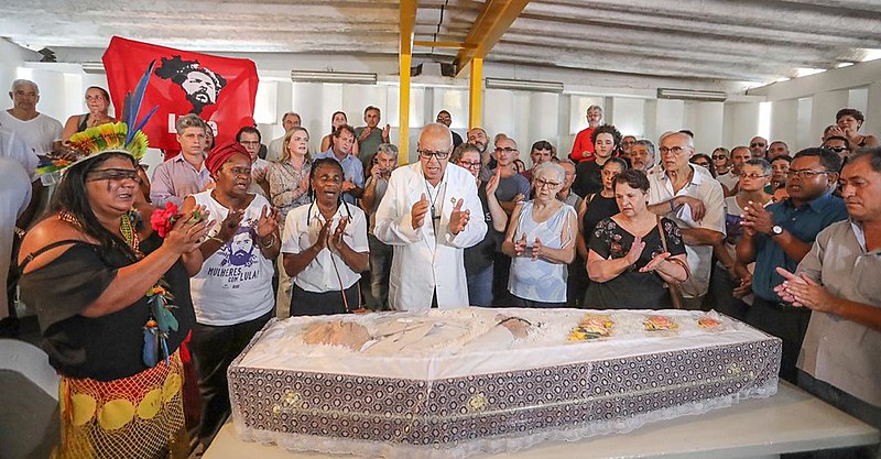Funeral do irmão mais velho de Lula, Vavá, foi realizado na tarde desta quarta-feira (30) em São Bernardo do Campo