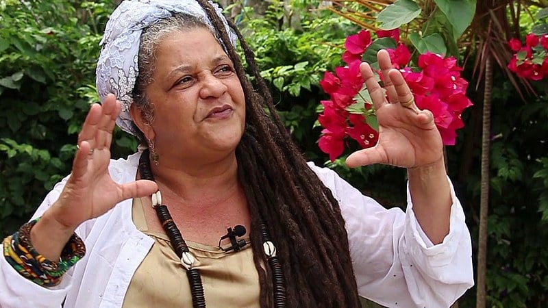 Mãe Beth de Oxum protagoniza o documentário "Pernamcubanos - O Caribe que nos une"