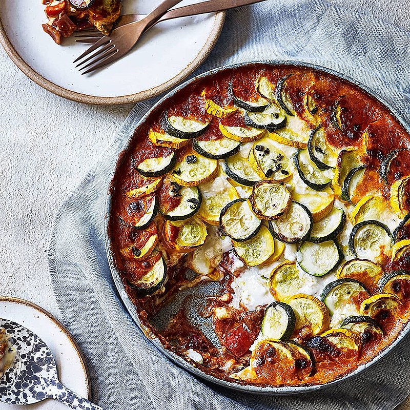 A cozinheira francesa Marie France vai nos ensinar uma receita muito saborosa e bem simples de preparar: o ratatouille