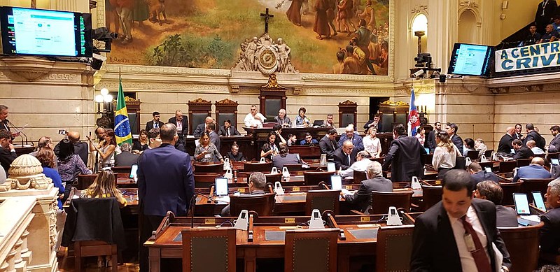 A expectativa é que o terceiro pedido de impeachment de Crivella seja rejeitado nesta terça-feira (25)