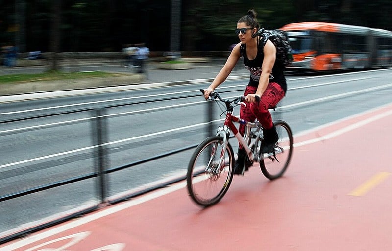 Bicicleta é cada vez mais usada como meio de transporte no Brasil