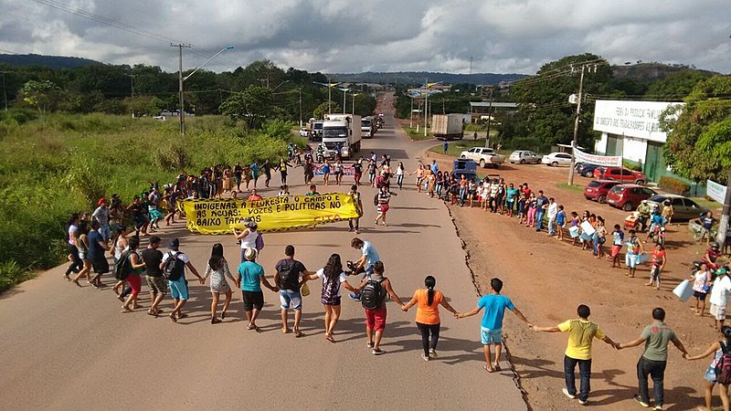 Manifestação teve início com bloqueio da Rodovia Santarém Cuiabá