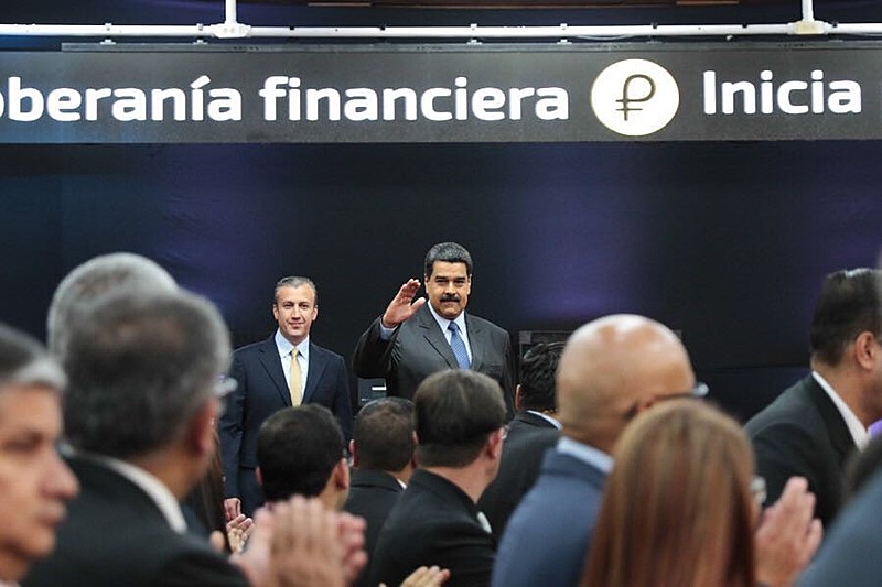 Maduro, durante balanço do primeiro dia do petro: captação de 735 milhões de dólares