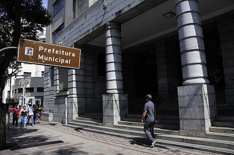 É preciso, desde já, começar a fortalecer as candidaturas populares