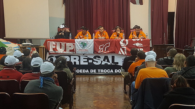 Para o coordenador da Federação Única dos Petroleiros (FUP), Zé Maria Rangel, com o golpe de estado e a nomeação de Pedro Parente para a Presidência da Petrobrás, a estatal retornou à rota da privatização e sucateamento, muito similar ao que aconteceu no governo de Fernando Henrique Cardoso