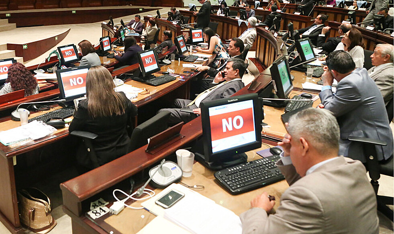 Deputados rejeitaram despenalizar aborto em caso de estupro