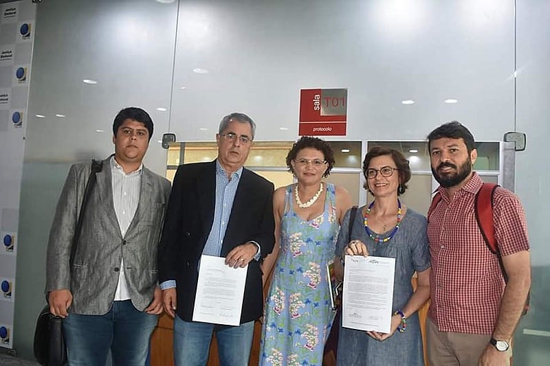 Representantes de partidos políticos e de organização do Semiárido em visita ao TRE